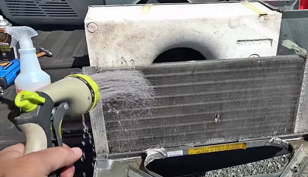 Rooftop AC service in Tamarac, FL