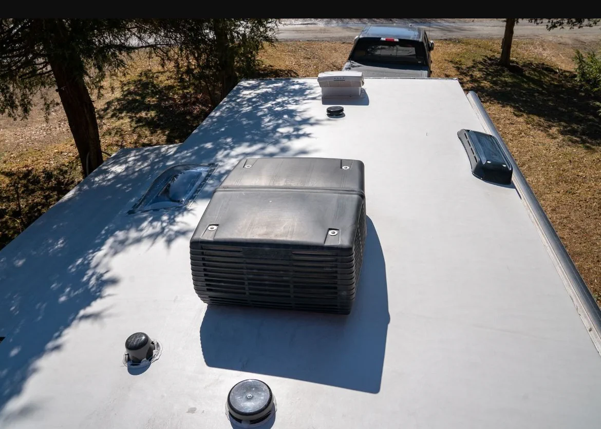 Rooftop AC repair on-site in Key Largo, FL