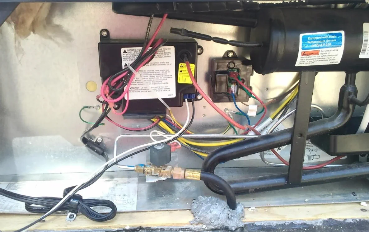 Tournament-weekend trailer wiring repair at the Belle Glade Marina