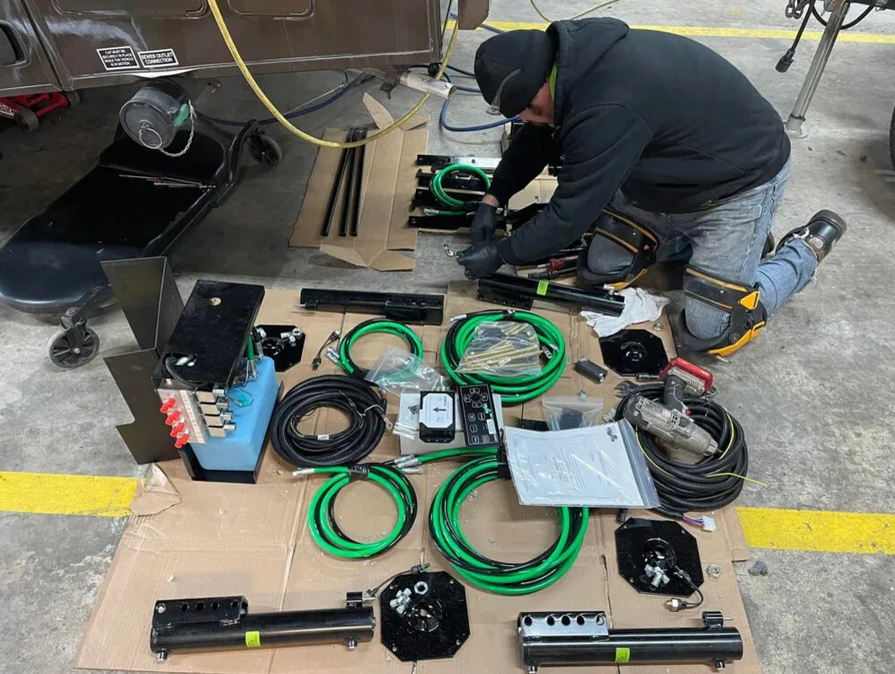 Lippert hydraulic leveling jack rebuild on a 45-foot diesel pusher