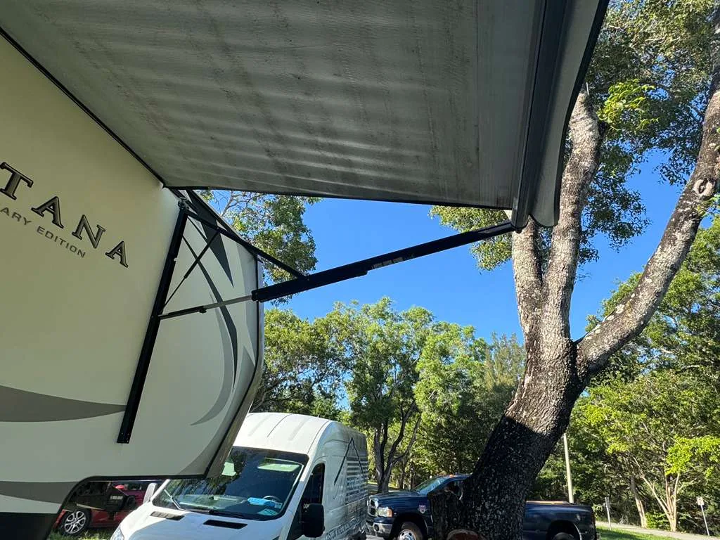 RV awning replacement and repair